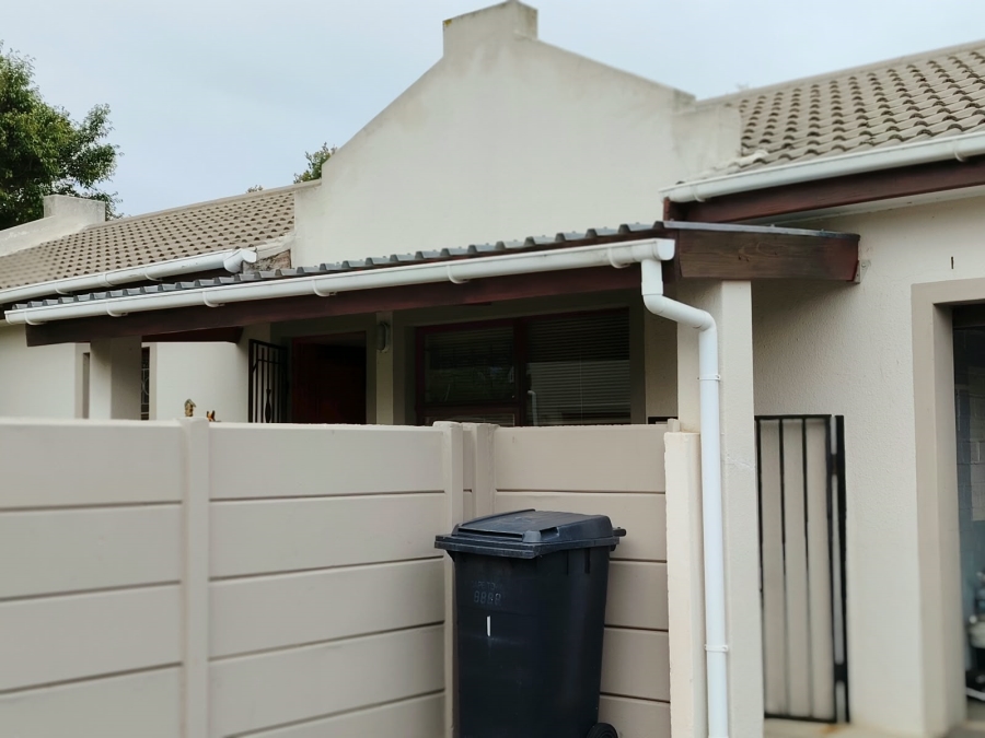 To Let 3 Bedroom Property for Rent in Twin Palms Western Cape